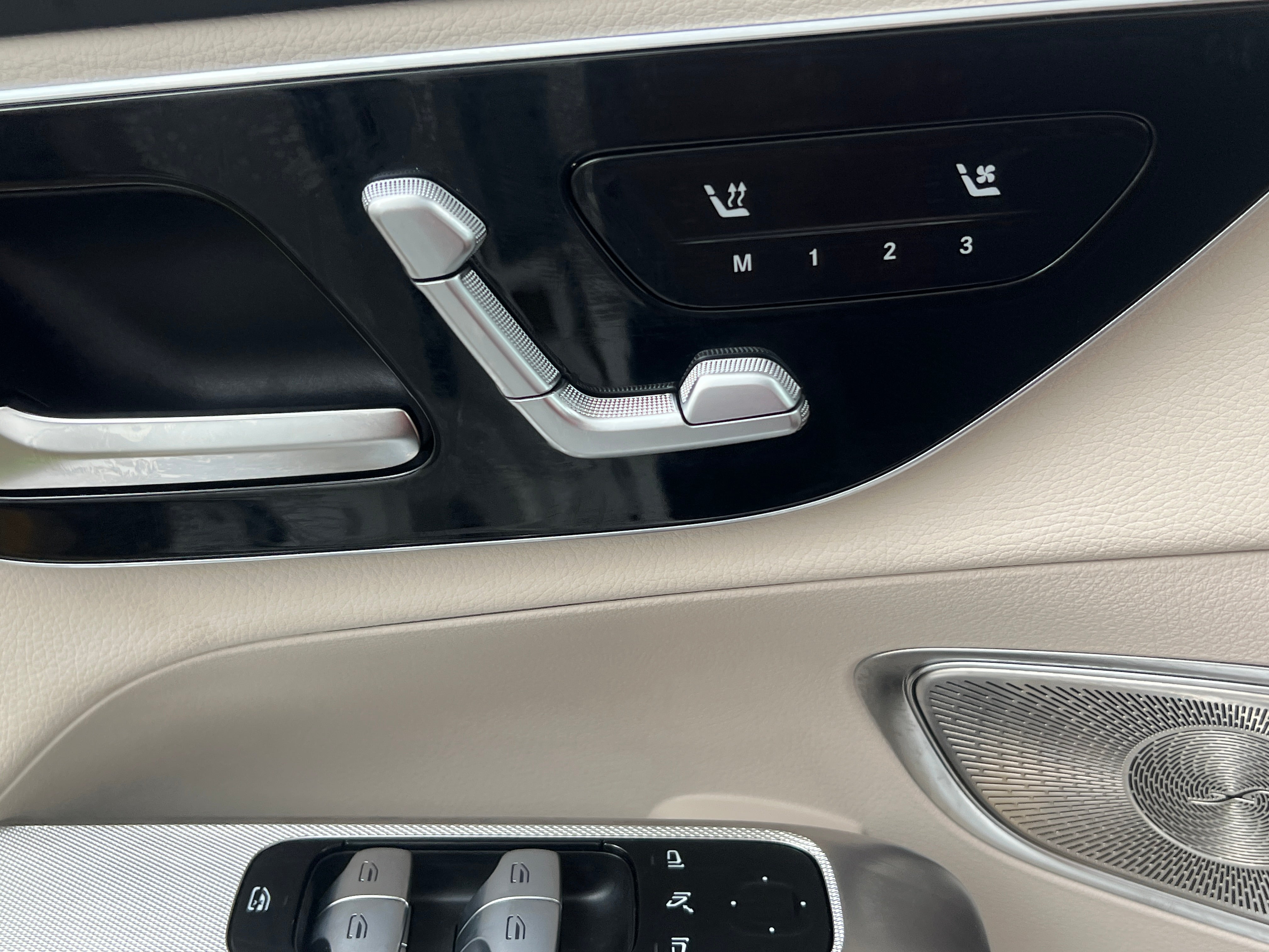 mercedes-benz glc coupe 2026 W1NKJ4HB5TF564157 image mercedes-benz glc coupe 2026 W1NKJ4HB5TF564157 image